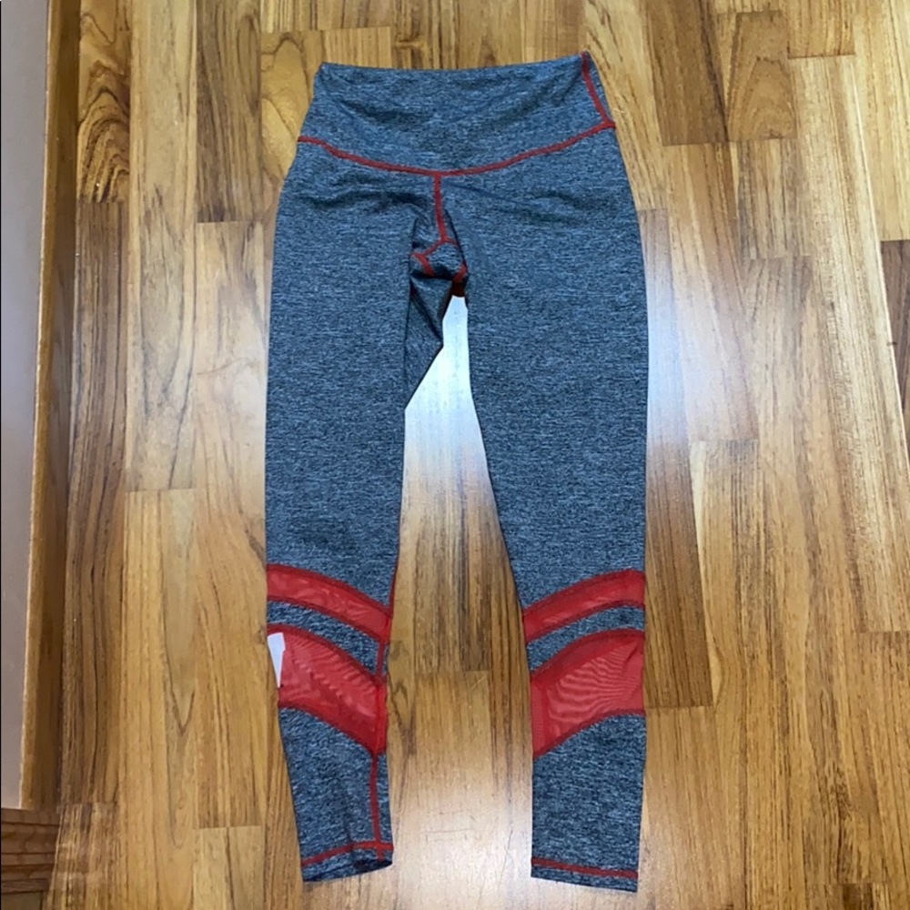 Wisconsin badgers crop leggings